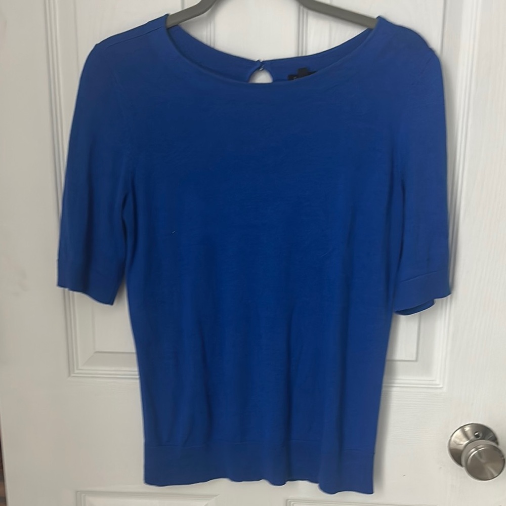 Talbots Blue Fitted Cut Out Short Sleeve Tee size M Excellent condition